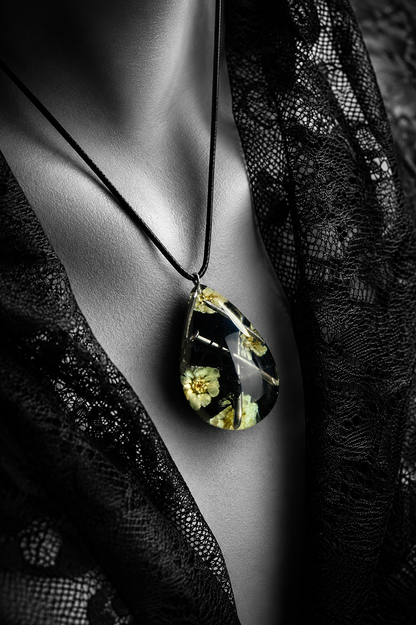 The Thorns of Elegance